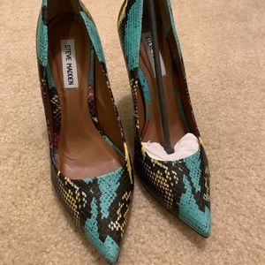 Multi Color Pointy Toe Pumps